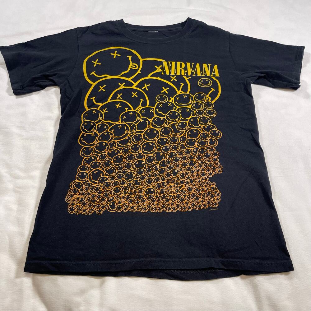 Nirvana Smiley Face Pile Graphic Tee Women’s Medium Black Yellow - Picture 2 of 5